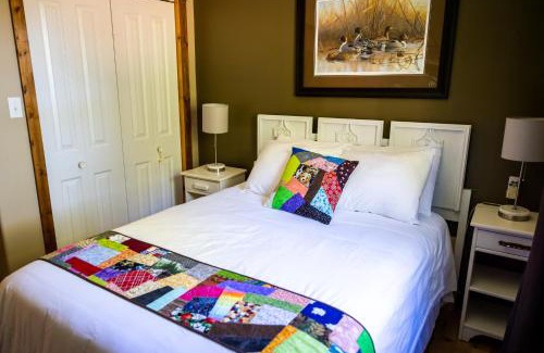 Cormack Bed & Breakfast | Upper Humber Settlement a FarmStay B&B