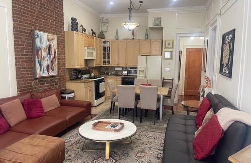 Upper West Side Apartment | Upper West Side Stunning 1BR with Ample Space!