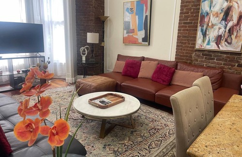 Upper West Side Apartment | Upper West Side Stunning 1BR with Ample Space!