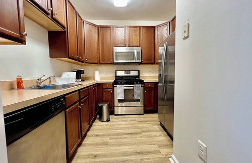 Passaic Apartment | Upscale Cozy 2-bedroom apartment with AC, WiFi