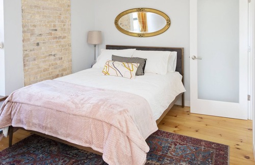 Fort Atkinson Apartment | Upscale downtown apartment