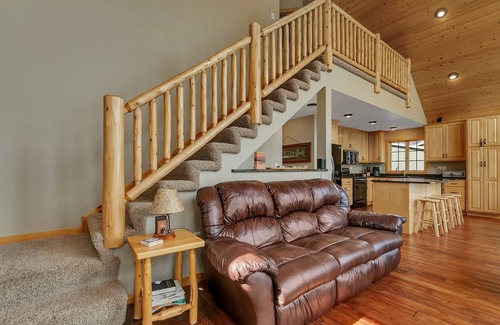 Birchdale House | Upscale Lake Home! Pontoon Rental Available
