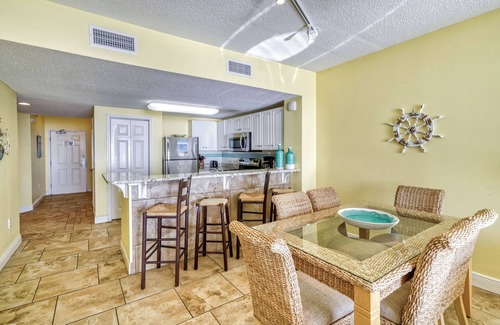Long Beach Condo | Upscale "Seahorse Suite"