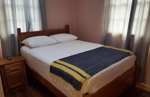 Georgetown Apartment | Upstairs 2 Bedroom Avalon Regia Apartment