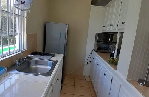 Castries Apartment | Upstairs 2 bedroom