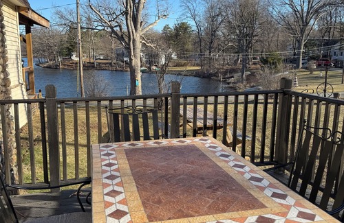 Nassau House | Upstate Lake house Retreat-king bed, fire pit, fireplace,kayak, boat cruise