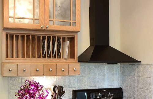 Broadmoor Apartment | UPTOWN OASIS W PRIVATE, HEATED POOL, Minutes to all New Orleans' top attractions