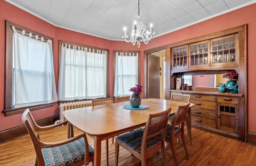 Kingfield House | Uptown Urban Living