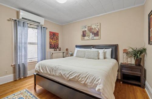 Kingfield House | Uptown Urban Living