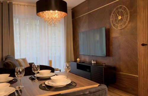 gmina Parzeczew Apartment | URBAN APARTMENTS GLOBAL PlayRoom No 3 19,Garage, Self Check-in, No Deposit