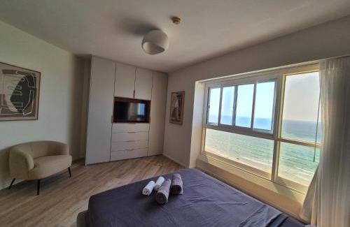 Bat Yam Apartment | Urban Beach Apartments