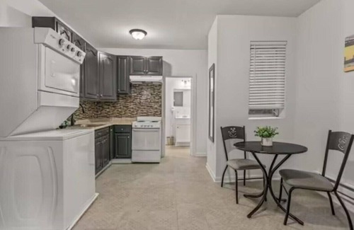 Millbourne Apartment | Urban Chic Suites Near Center City