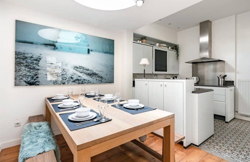 Elisabethbegijnhof House | Urban Comfort: Central 2-BR Townhouse for 6