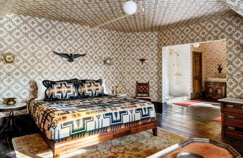 Uptown Hotel | Urban Cowboy Denver