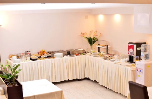 Centar House | Urban Escape with Free Breakfast Just Steps from Skopje’s Old Bazaar