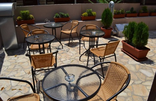 Centar House | Urban Escape with Free Breakfast Just Steps from Skopje’s Old Bazaar