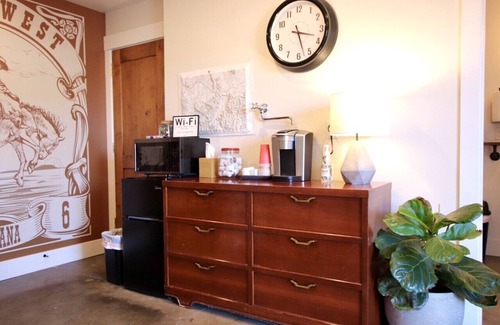 Four Corners Condo | Urban & Hip Suite in the Warehouse District, Pets Allowed