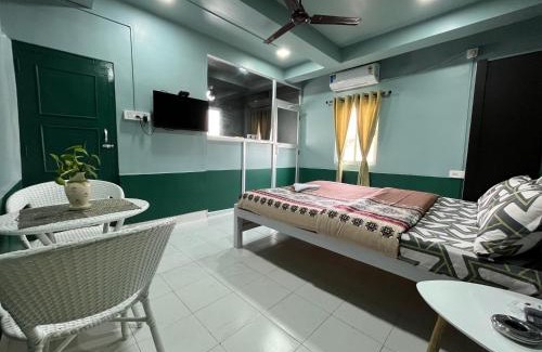 Gauhati Apartment | *URBAN HOME*- A Terrace Garden Studio Unit