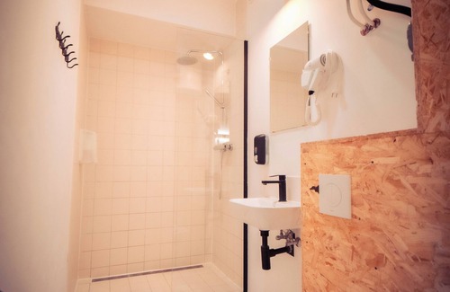 Plaspoelpolder Hotel | Urban Hotel The Golden Stork