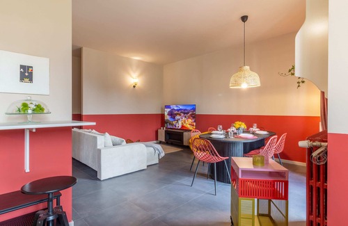 Monza Apartment | Urban House - 301 - Two Bedroom Apartment, Sleeps 5