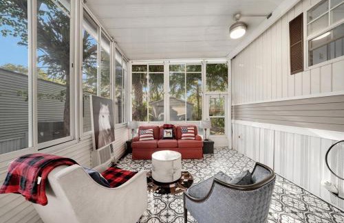 River Ranch House | Urban Lone Star Cowboy Retreat