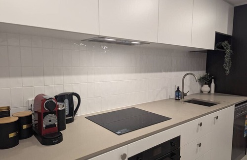 Phillip Apartment | Urban Nights @Woden 2beds