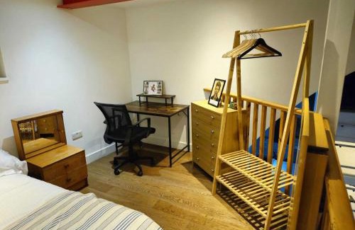 Coldharbour Apartment | Urban Oasis Brixton Escape