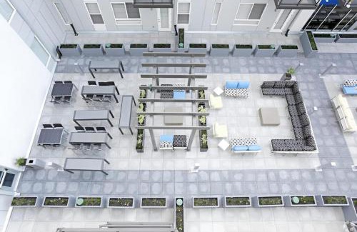 Downtown Des Moines Apartment | Urban Oasis Downtown Condo with Skywalk Access 6