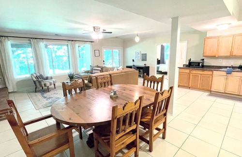 Springfield Apartment | Urban Oasis I Large 2bd/1ba I Surrounded by Nature I 30 mins to DC