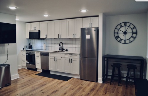 Mount Auburn Apartment | Urban Oasis, OTR Near Casino & Downtown! - 2 beds