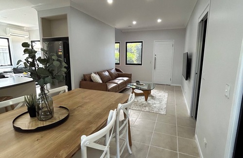 Chermside House | Urban Retreat -Modern Family Escape with Games Room!