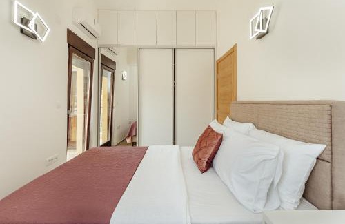 Topla Apartment | Urban Vista Apartment