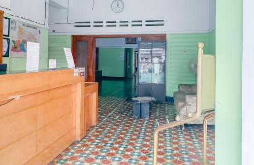 Sumedang Hotel | Urbanview Hotel Dasa Putra Syariah Sumedang