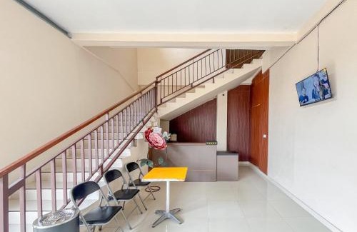 Mojokerto Hotel | Urbanview near Sunrise Mall Mojokerto