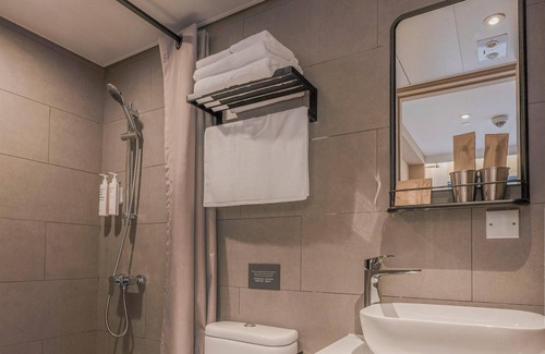 Southern District Hotel | Urbanwood Ap Lei Chau