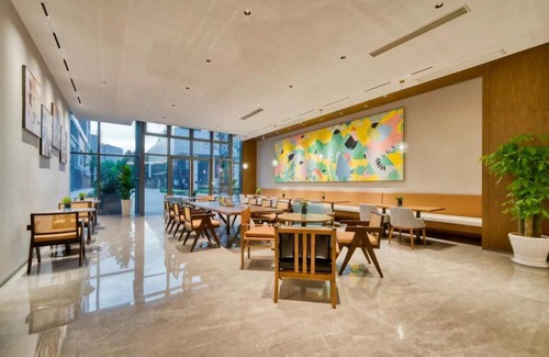 Gongshu Hotel | UrCove by HYATT Hangzhou North Grand Canal