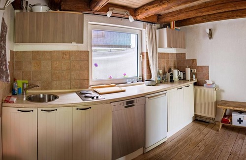 Hemsbach Cottage | Urgemütliches Landhaus von 1902 Spessartidylle pur