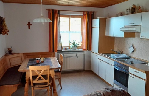 Treffelstein Apartment | Urlaub auf dem Bauernhof - Ebenerdig Wohnen im Landhausstil