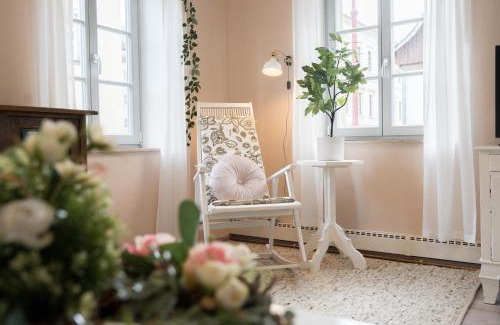 Sebnitz Apartment | Urlaubsfreude Biedermann Haus Blumenglück - Rose