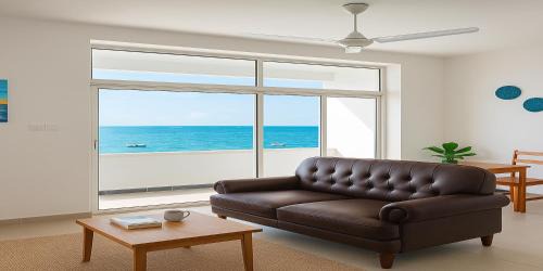 Uroa Apartment | Uroa Escape Zanzibar - Beachfront 2BR Condo with Balcony, AC & WiFi