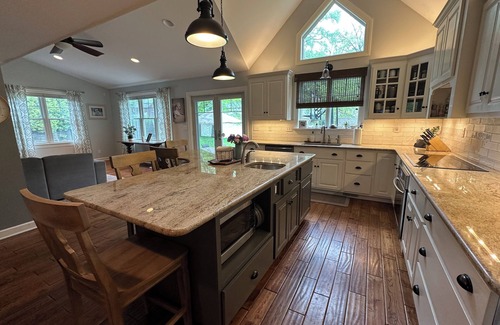 Dark Hollow Woods House | US Open at Oakmont - 6 Bedroom Home 3 blocks from Oakmont Country Club