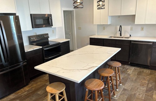 Waterbury Apartment | Great 2 bedroom apartment in Downtown Waterbury