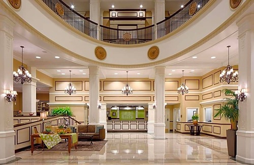 Downtown Jackson Hotel | 3-Star Hotel ∙ Hilton Garden Inn Jackson Downtown