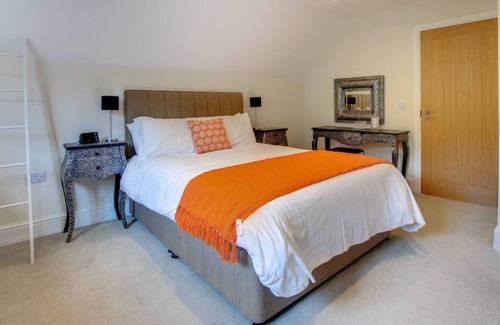 Coed-Y-Paen House | Usk Barn in the beautiful Usk