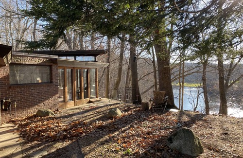 Alto Ski Chalet | Usonian Frank Lloyd Wright Inspired River House on the Thornapple River