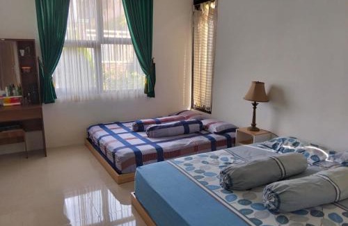 Pacet House | Uthe House