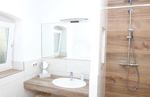 Lemkendorf Apartment | Utspann - Bauernhof "Hofbude Fehmarn"