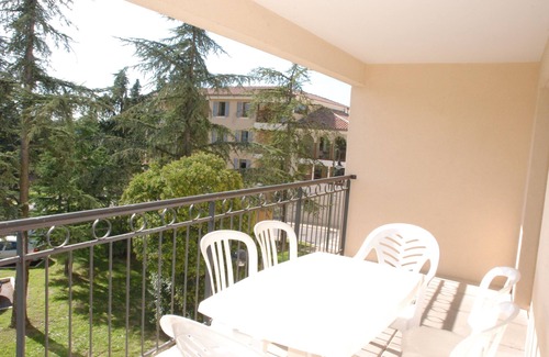 Uzes Apartment | UZES APPART HOTEL