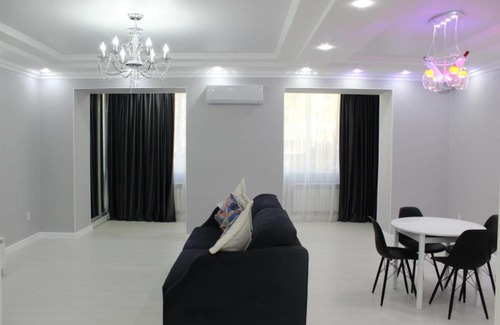 Uralsk Apartment | V.I.P квартира студия в центре города.