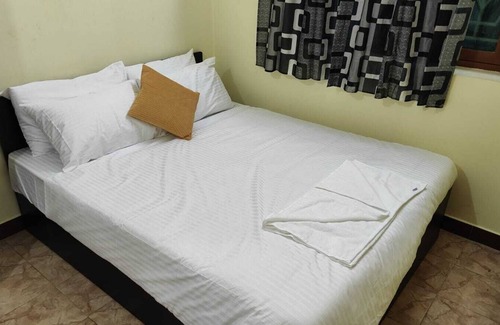 Sirkazhi Bed & Breakfast | V2V Home stay